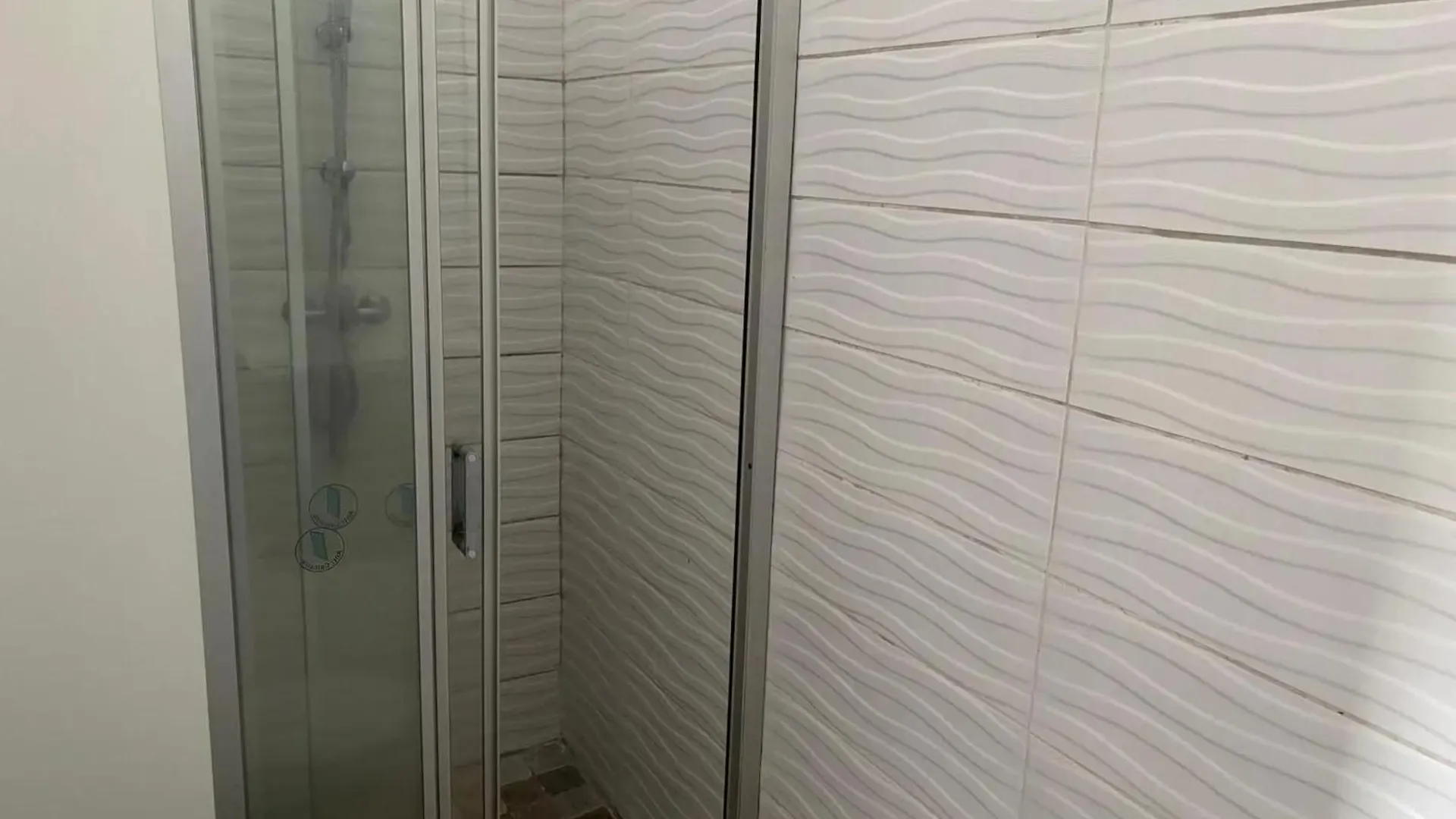 Appartement Confortable A Le Gosier Avec Piscine